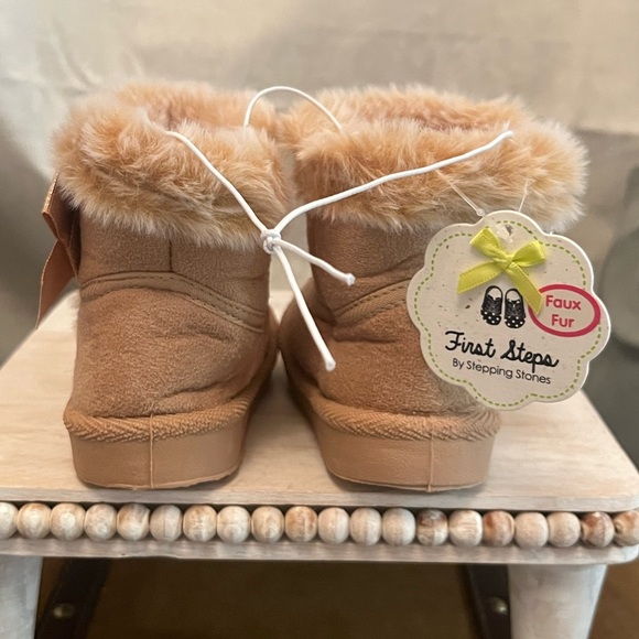 First Steps by Stepping Stones Boots - Picture 4 of 7